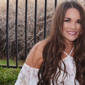 Meet your Posher, Madeline